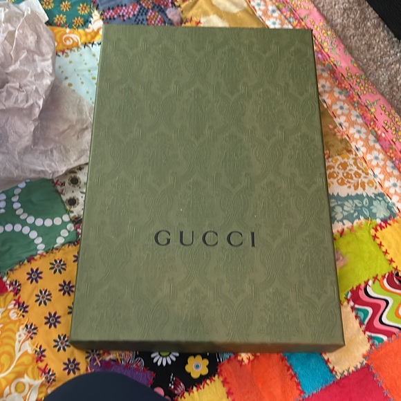 Gucci size 10 shoe box - Picture 2 of 9